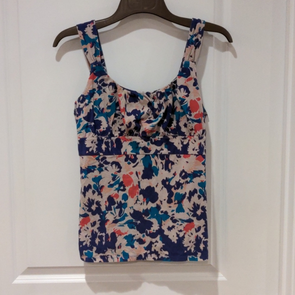 Ann Taylor Sleeveless Tank Size L